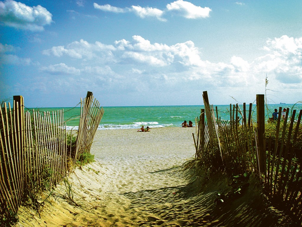 Miami-Beach-Beach-shot-sand-WS (Large)